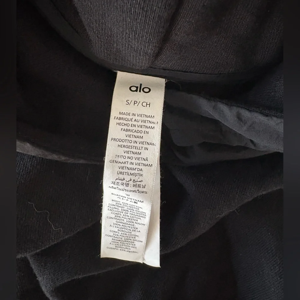 (SOLD) ALO Cropped Short Sleeve Hoodie - Picture 10 of 10